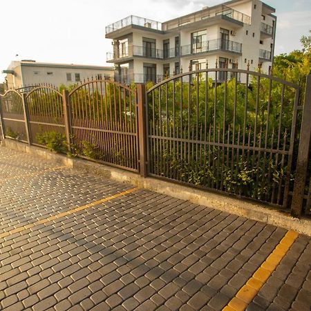 Pollux Hotel Batumi Kültér fotó