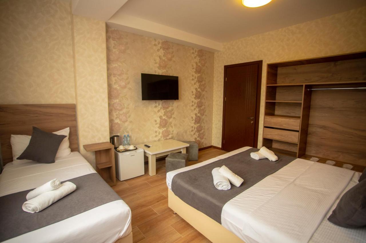 Pollux Hotel Batumi Kültér fotó