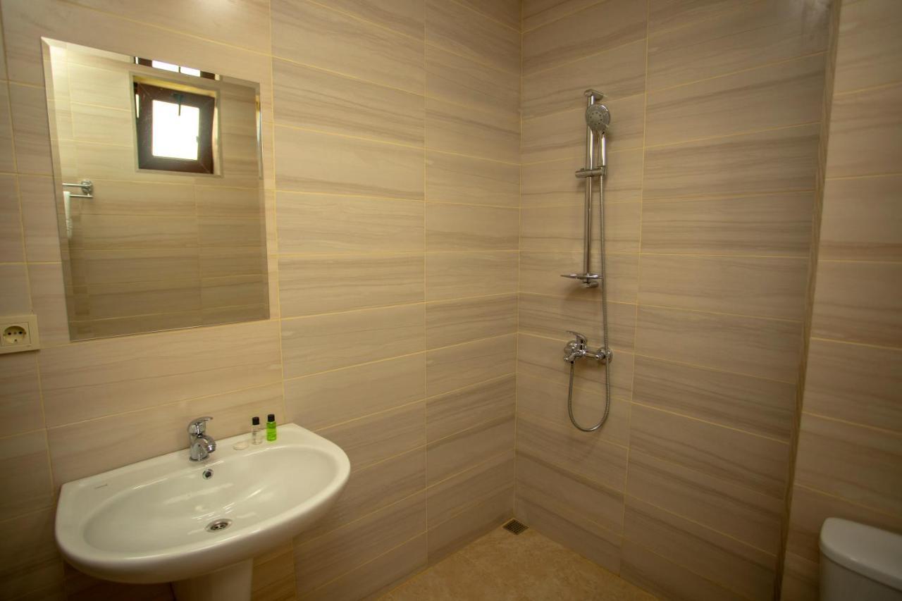 Pollux Hotel Batumi Kültér fotó