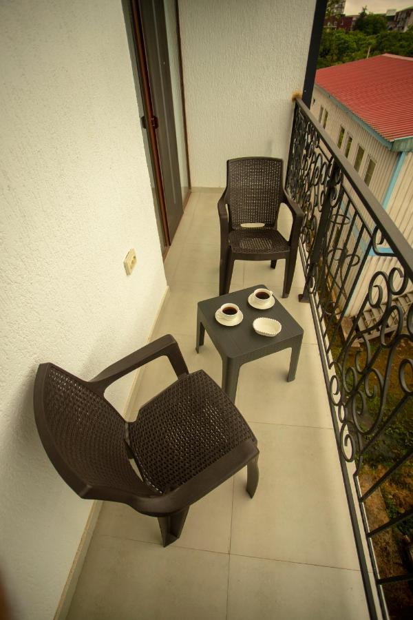 Pollux Hotel Batumi Kültér fotó